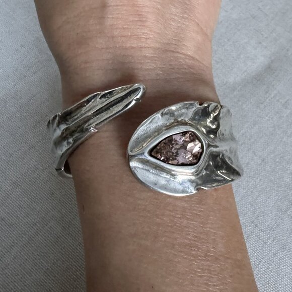 Uno De 50 Silver Hinged Cuff Statement Bracelet Bangle - Picture 3 of 5